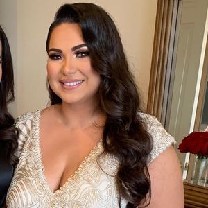 Meet your Posher, Lena